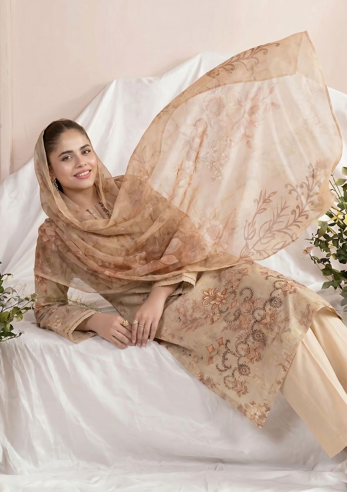 3 Piece - Embroidered Lawn - Fantak Amber V307 - 2