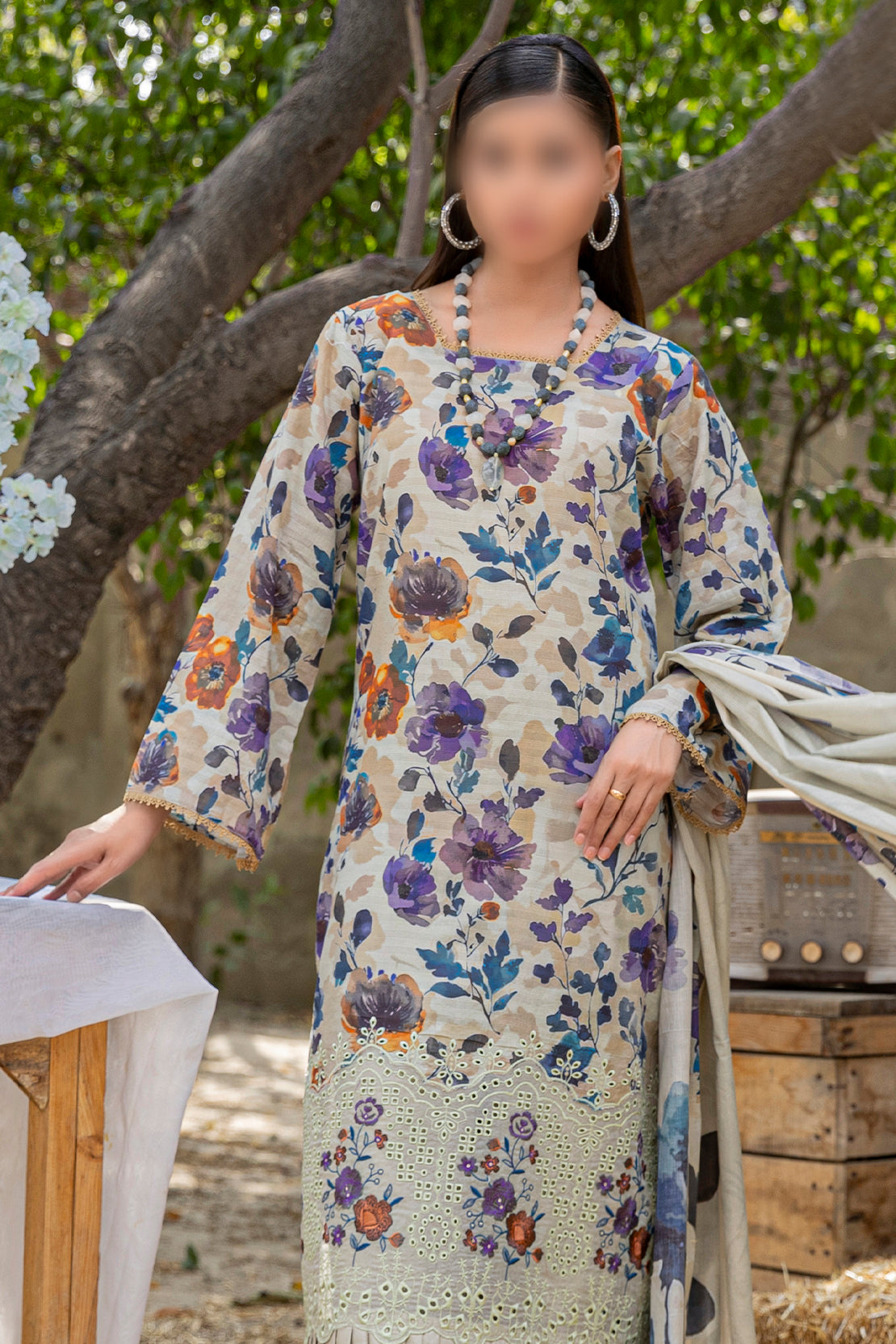 3 Piece - Embroidered Lawn - Bloom 503
