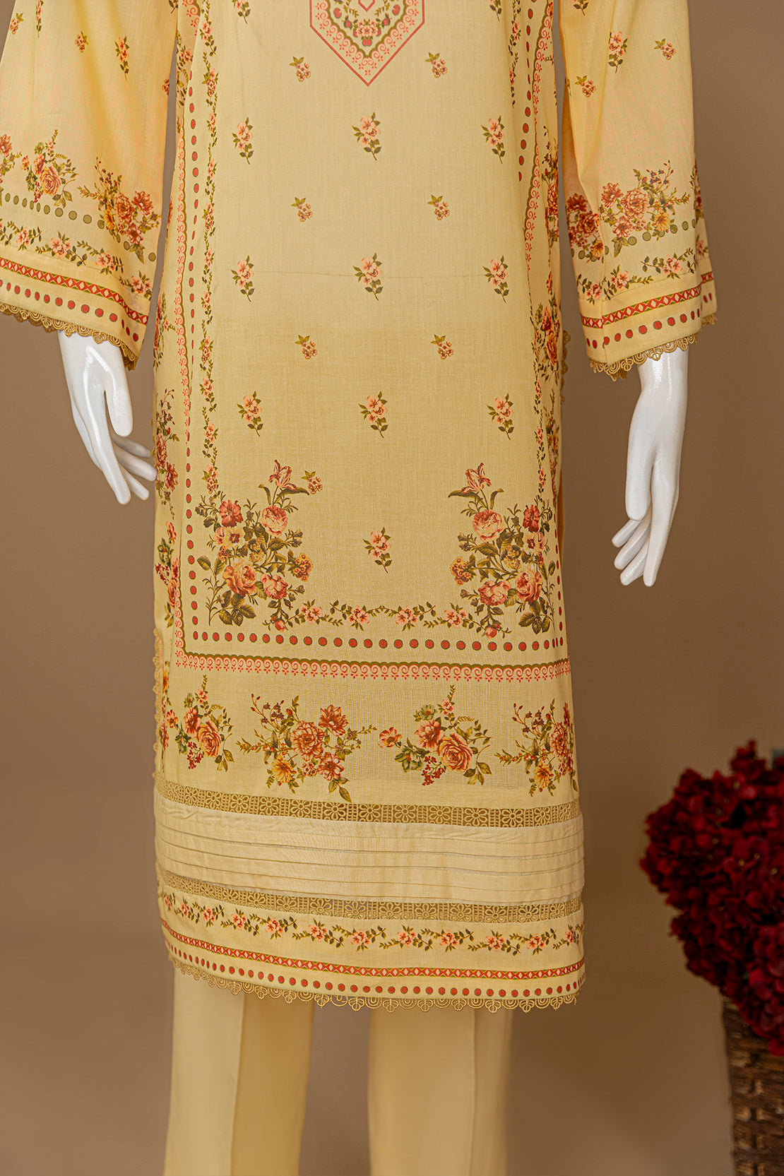 3 Piece - Digitally Printed Lawn - D902