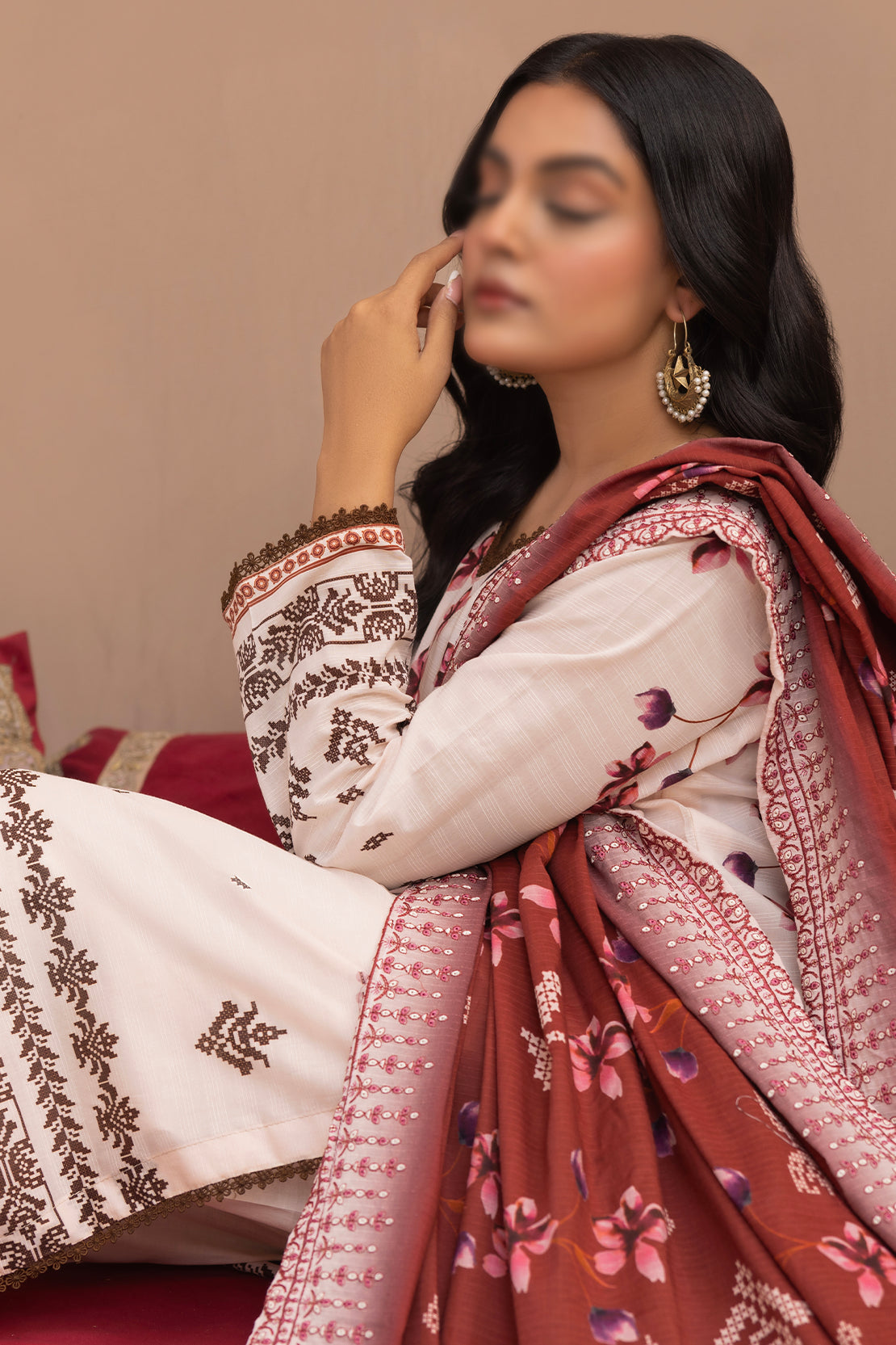 3 Piece - Digitally Printed Lawn - Mahnoosh 105