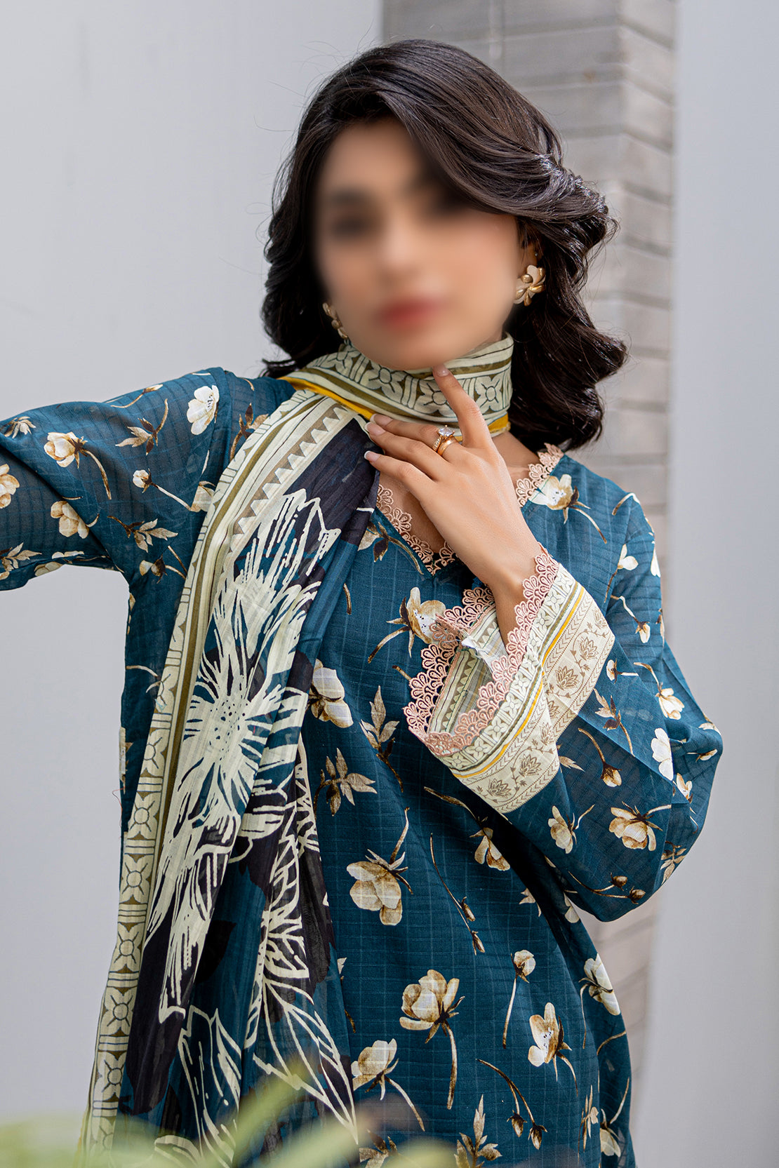 3 Piece - Digitally Printed Lawn - Nureh 902