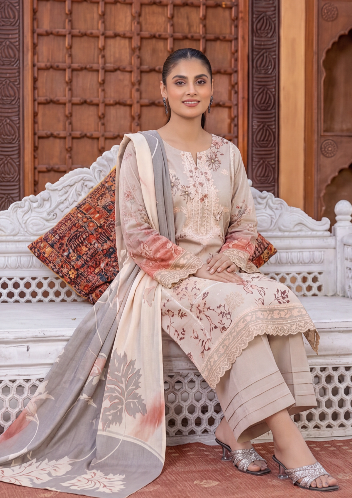 3 Piece - Embroidered Lawn - Fantak Flossie Finch V161 - 10