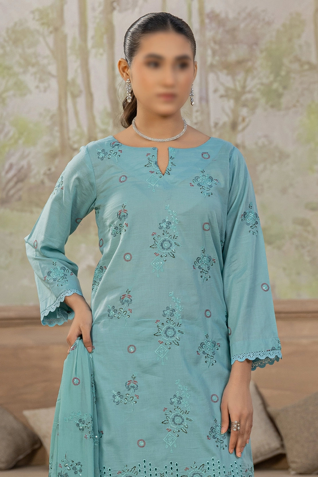 3 Piece - Embroidered Lawn Slub - Nafees 205
