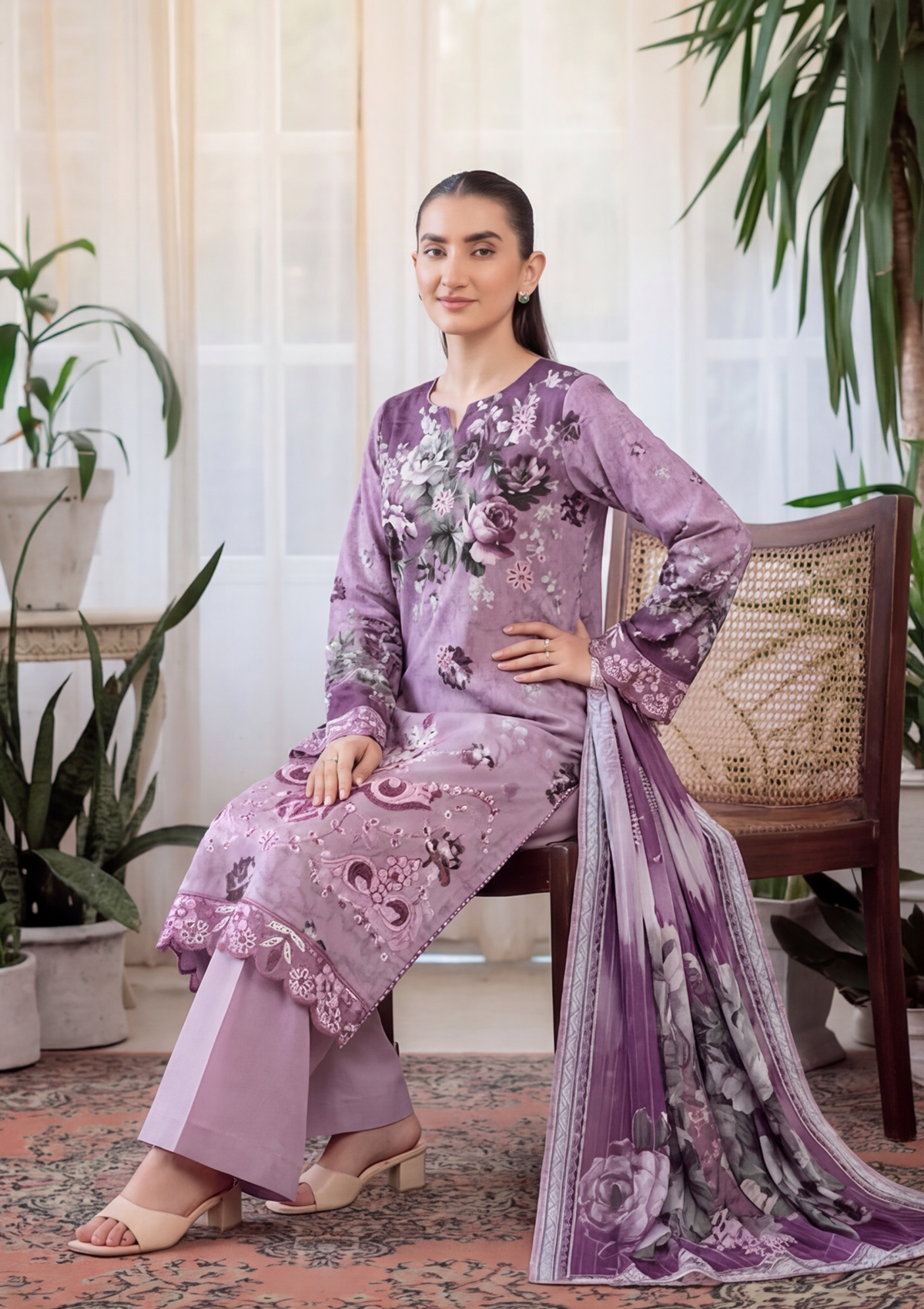 3 Piece - Embroidered Lawn - Fantak Luxe V303 - 01