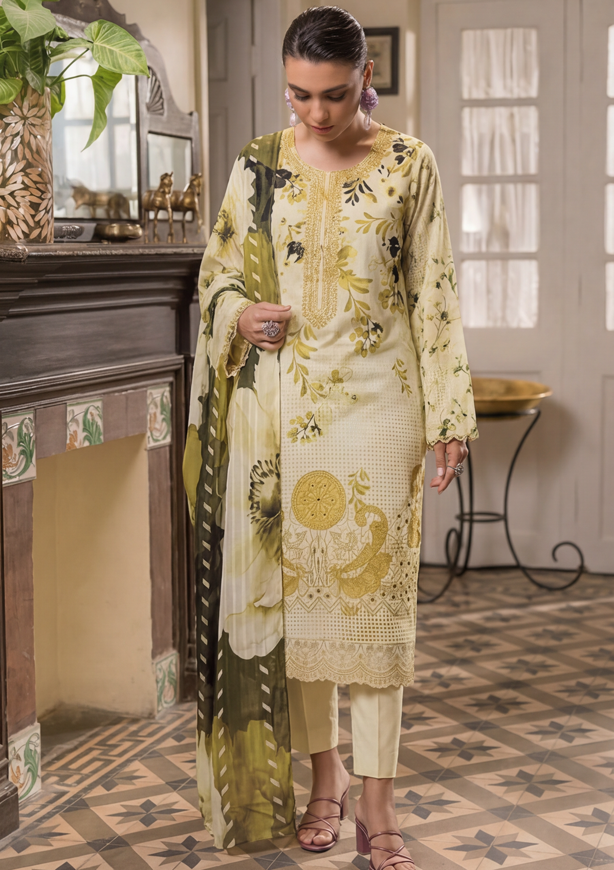 3 Piece - Embroidered Lawn - Fantak Elegant V306 - 7