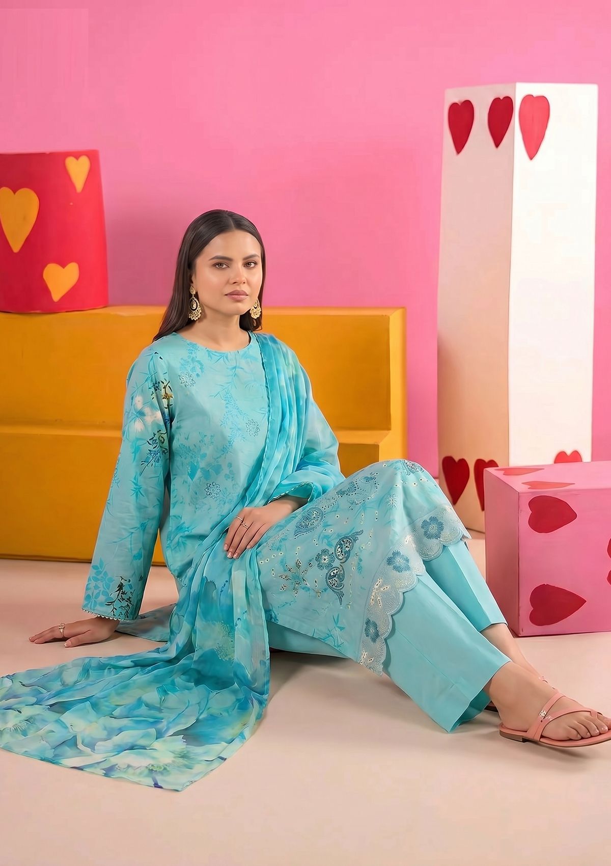 3 Piece - Embroidered Lawn - Fantak Amber V307 - 9