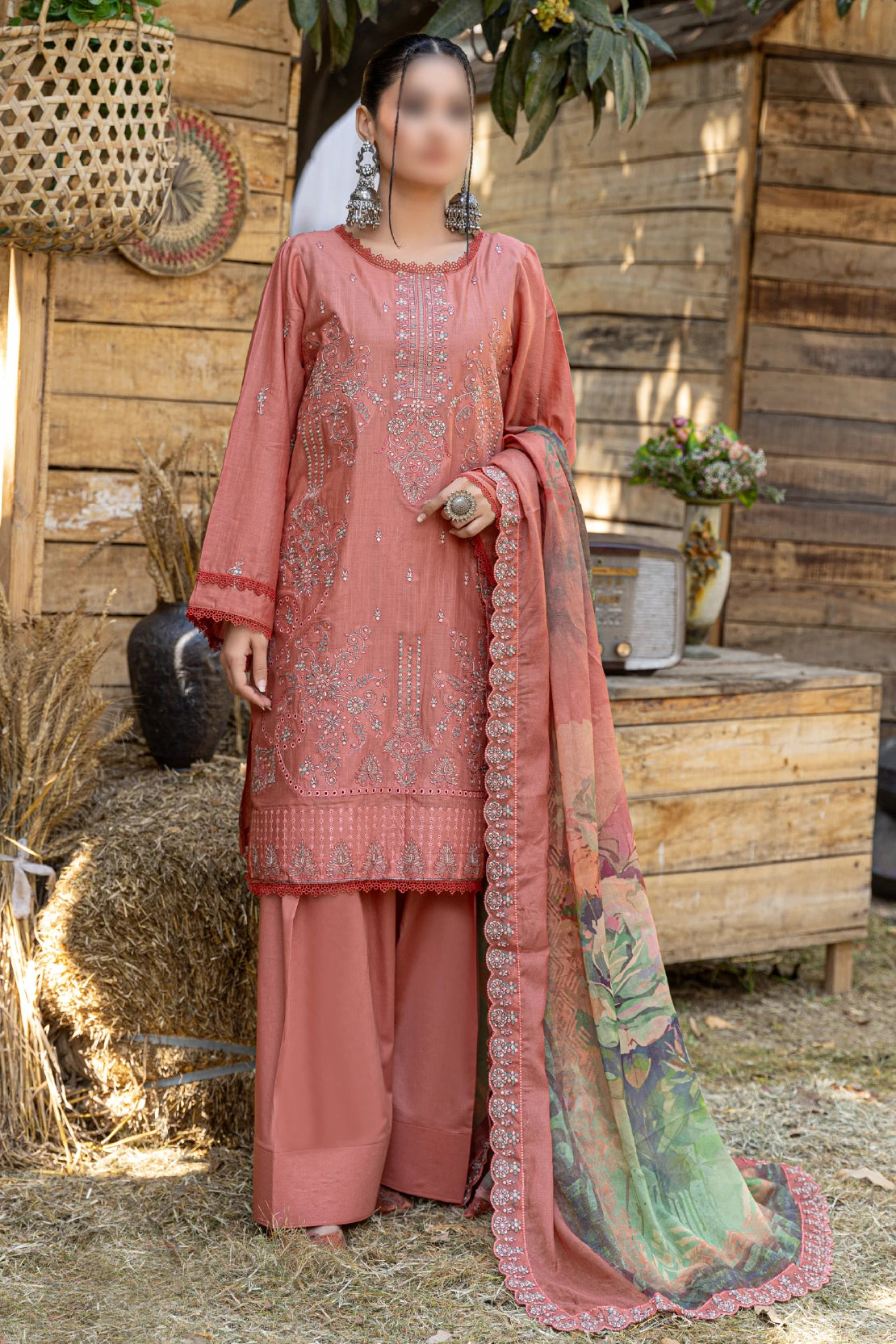 3 Piece - Embroidered Lawn - Andaz 104
