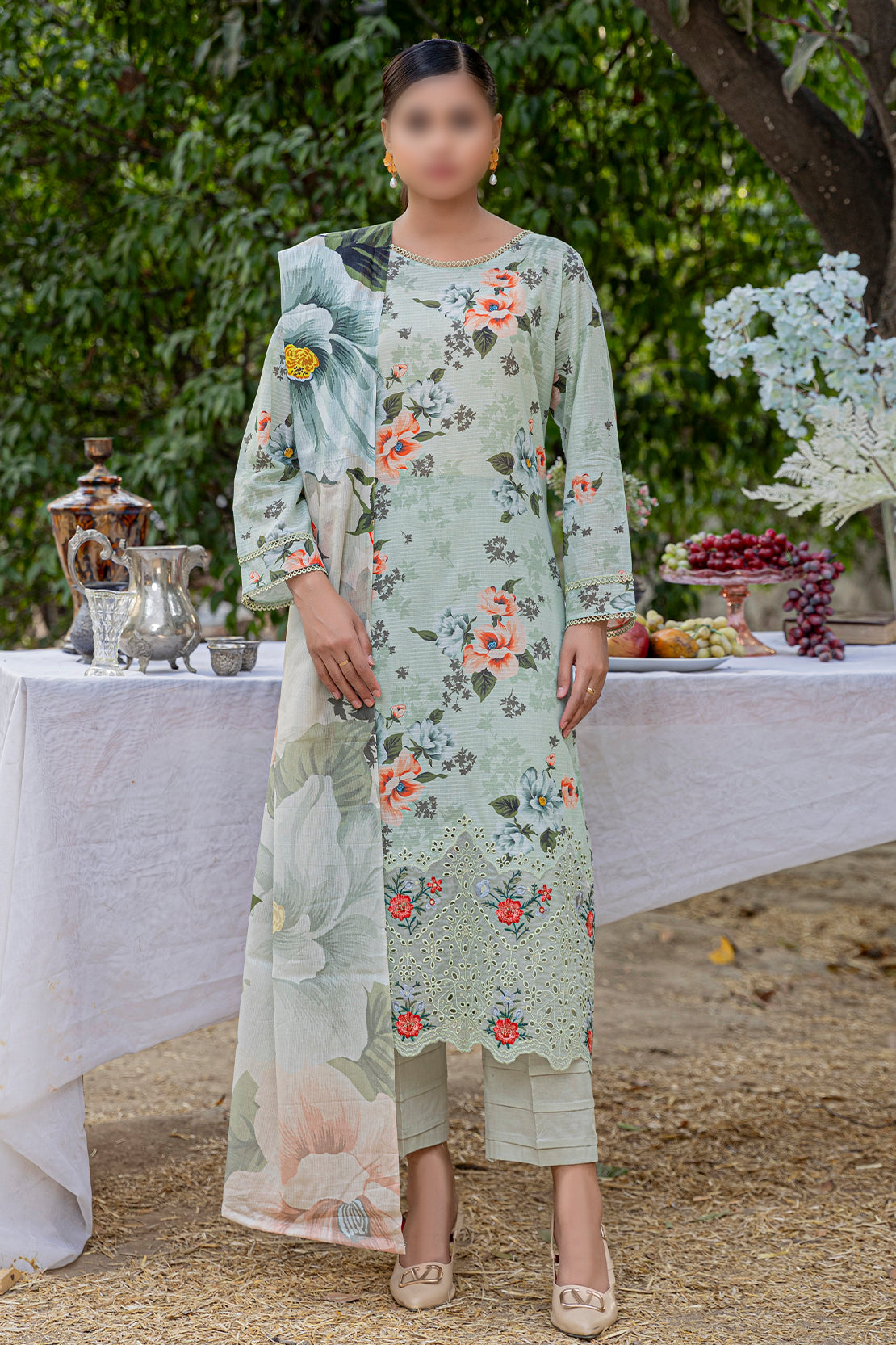 3 Piece - Embroidered Lawn  - Bloom 508