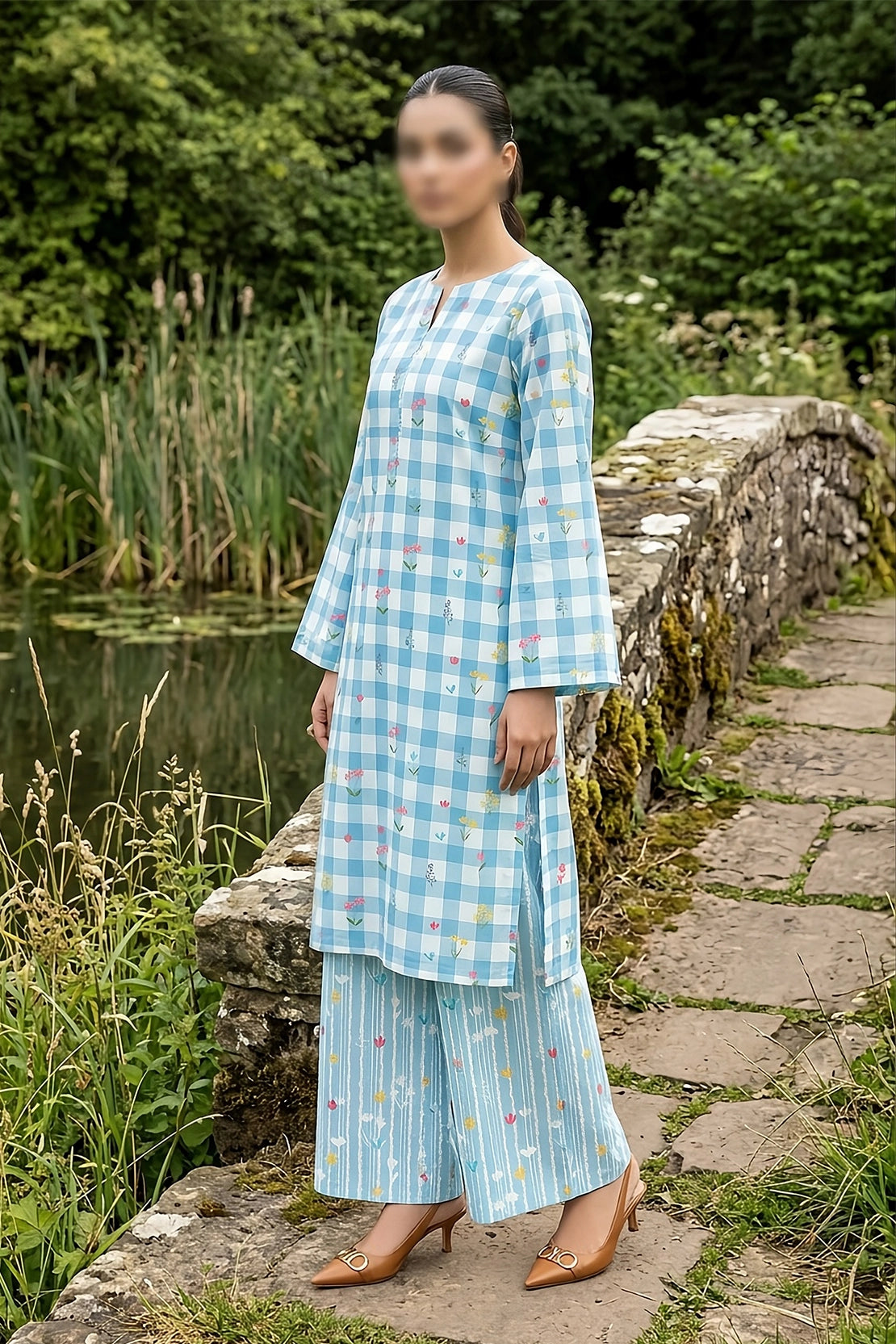 2 Piece - Digitally Printed Lawn - B39 - D5107