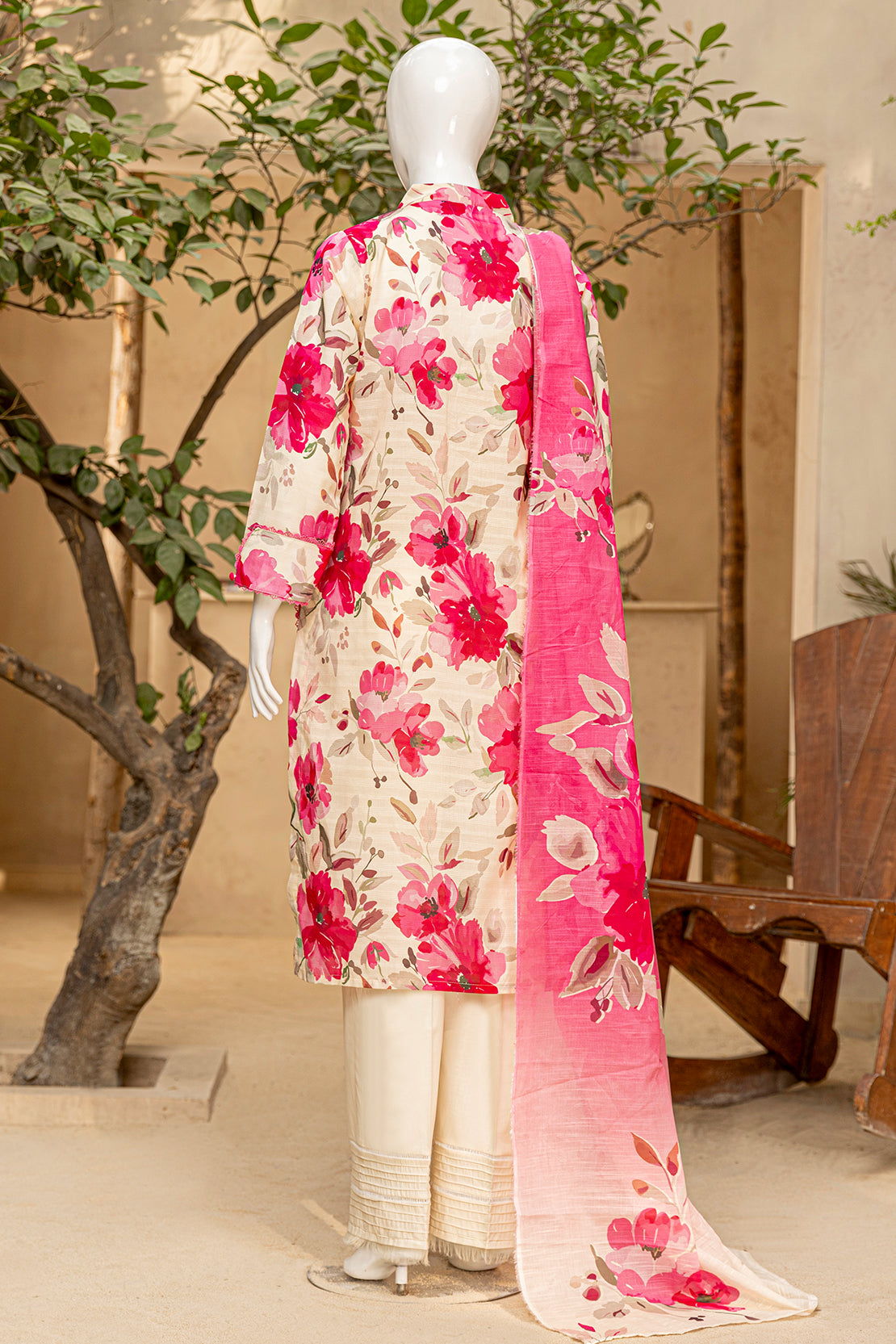 3 Piece - Digitally Printed Doriya Lawn - D704