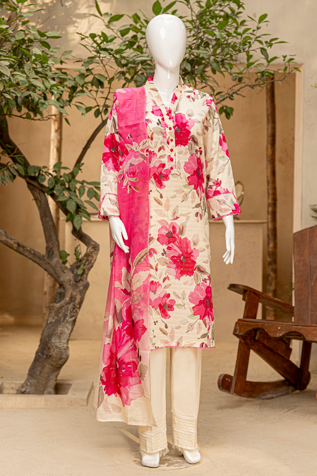 3 Piece - Digitally Printed Doriya Lawn - D704