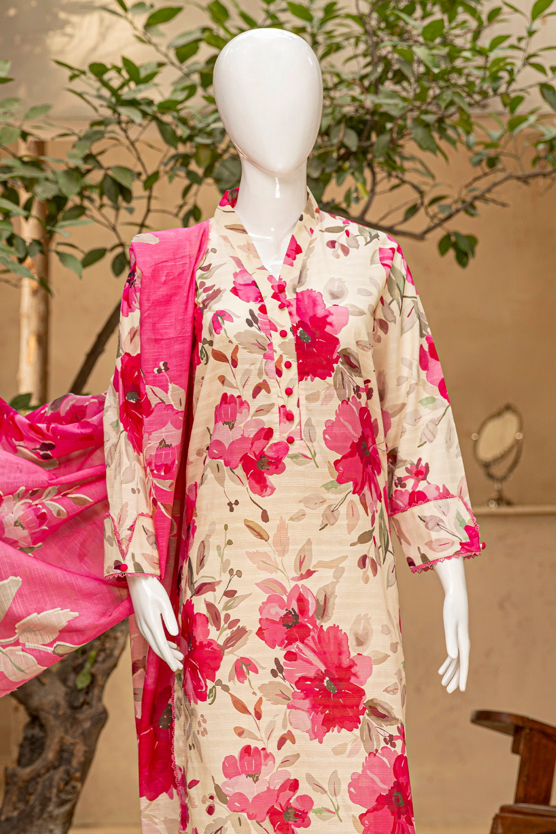 3 Piece - Digitally Printed Doriya Lawn - D704