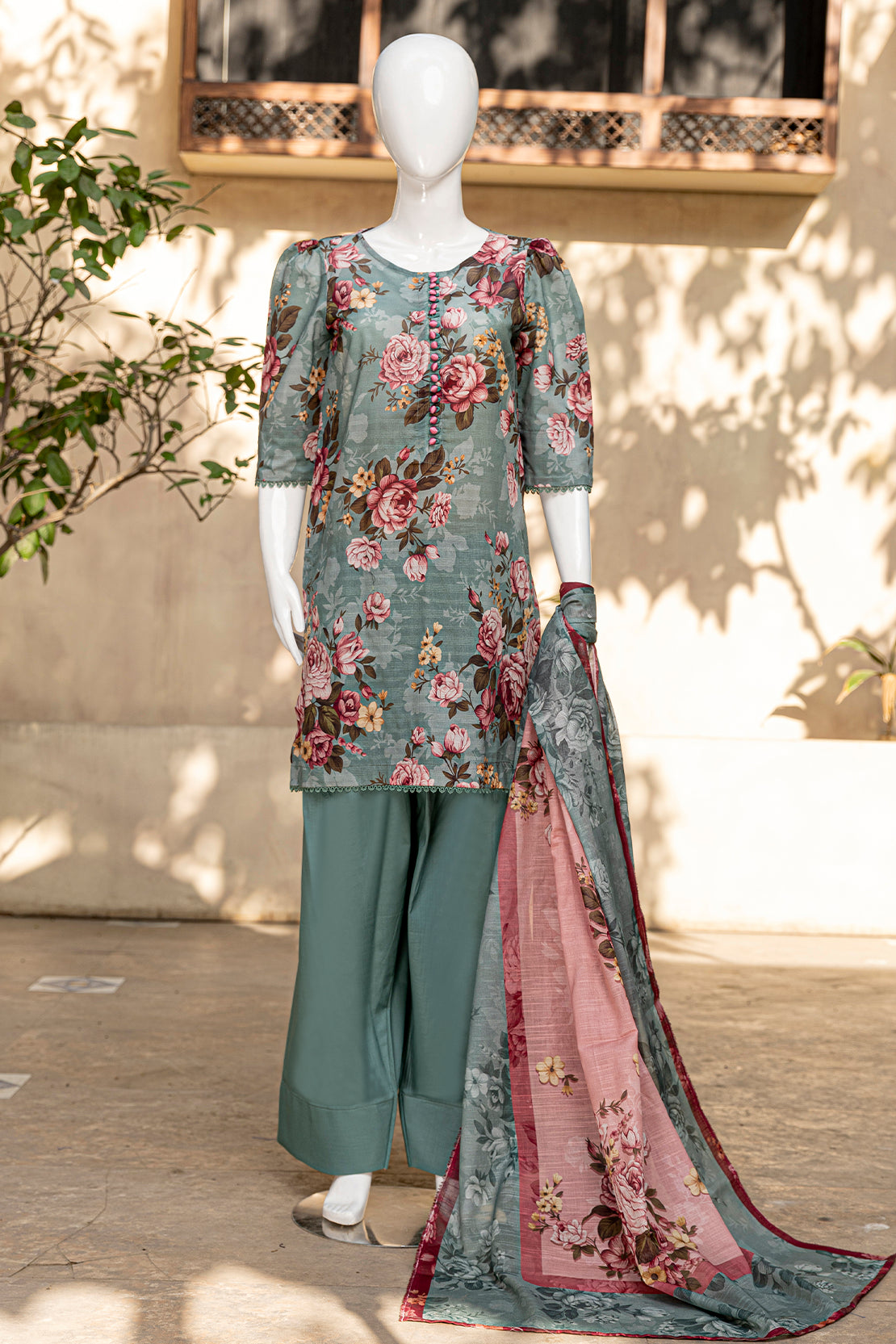 3 Piece - Digitally Printed Doriya Lawn - D802