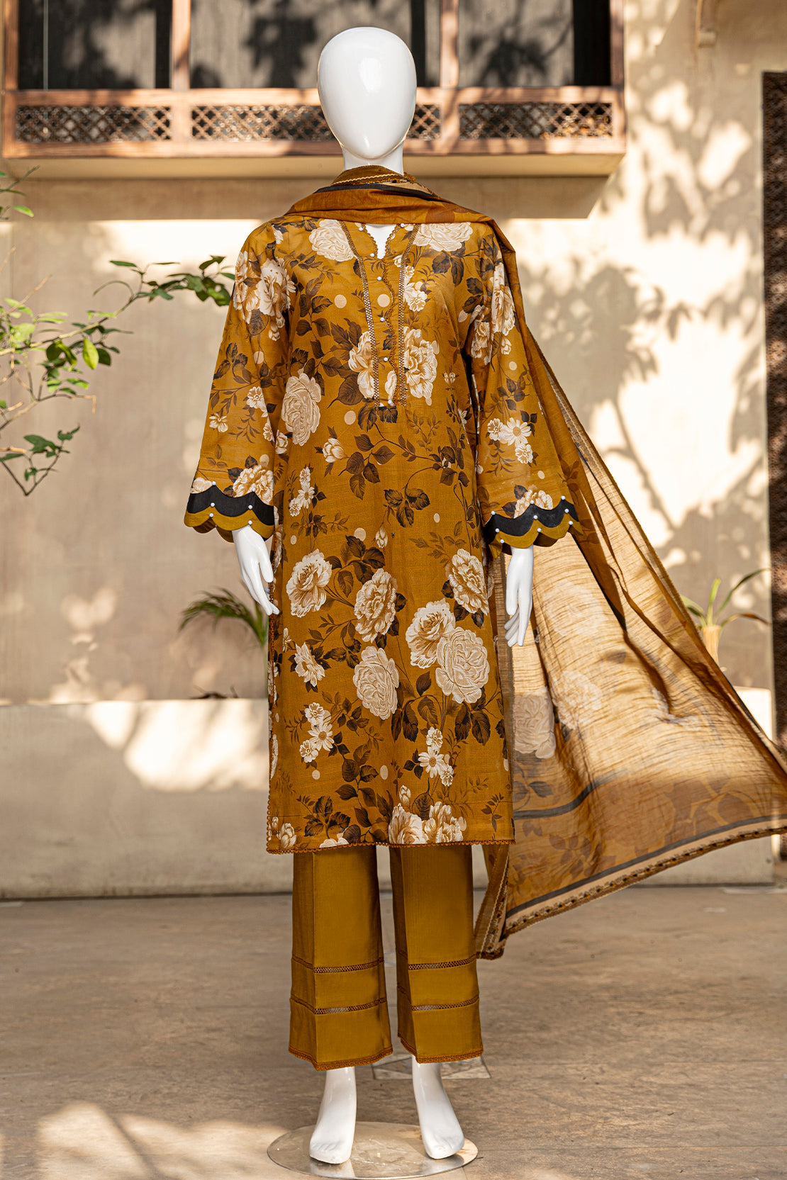 3 Piece - Digitally Printed Doriya Lawn - D803