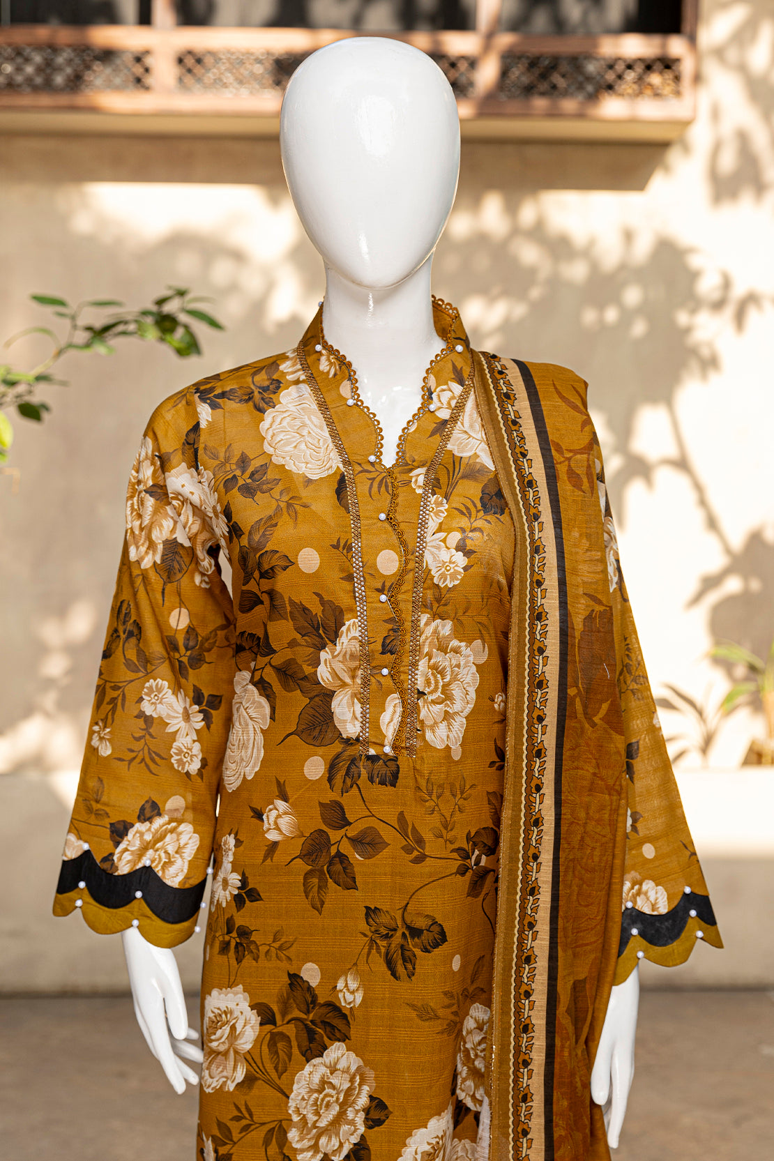 3 Piece - Digitally Printed Doriya Lawn - D803