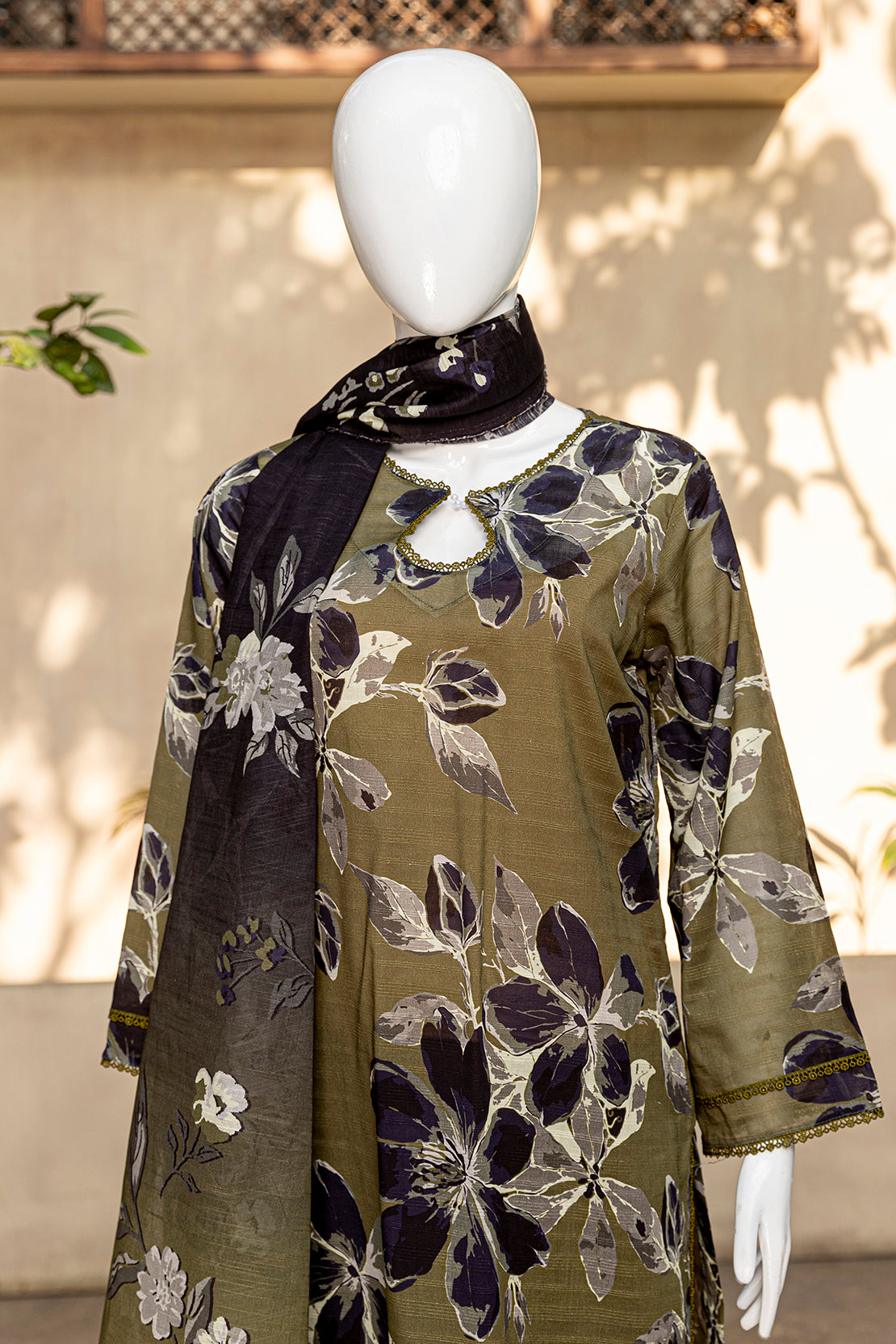 3 Piece - Digitally Printed Doriya Lawn - D804