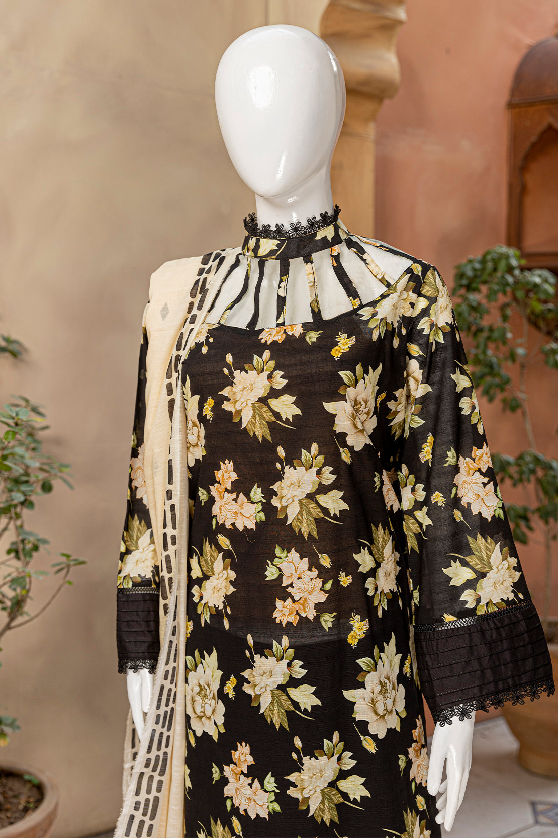 3 Piece - Digitally Printed Doriya Lawn - D807