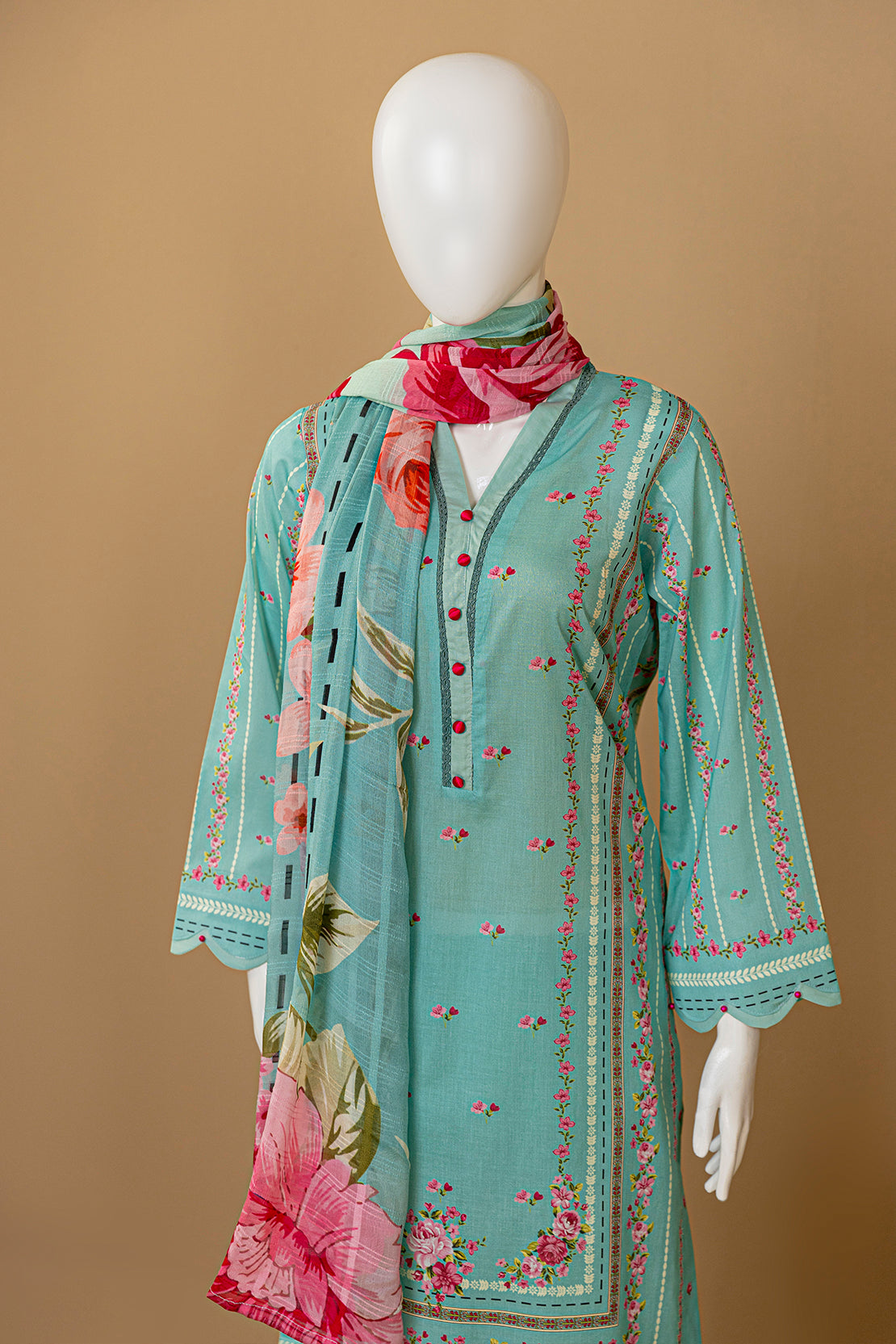 3 Piece - Digitally Printed Lawn - D908