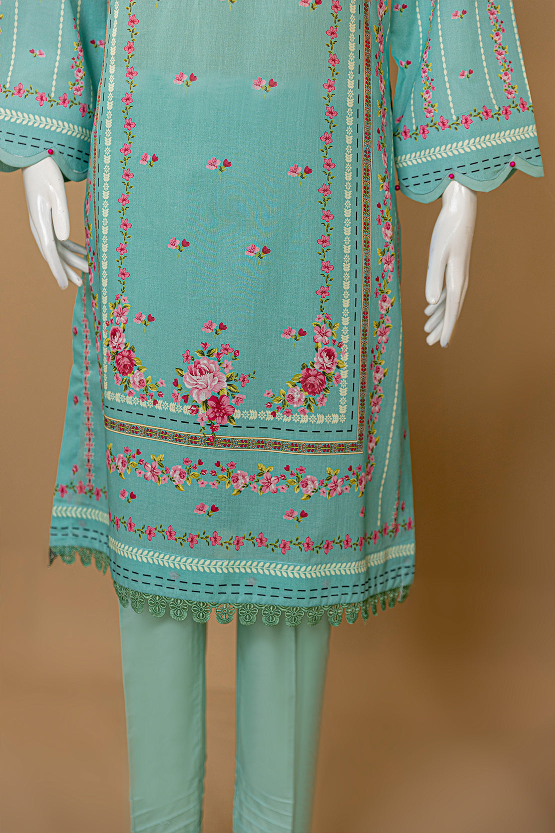 3 Piece - Digitally Printed Lawn - D908