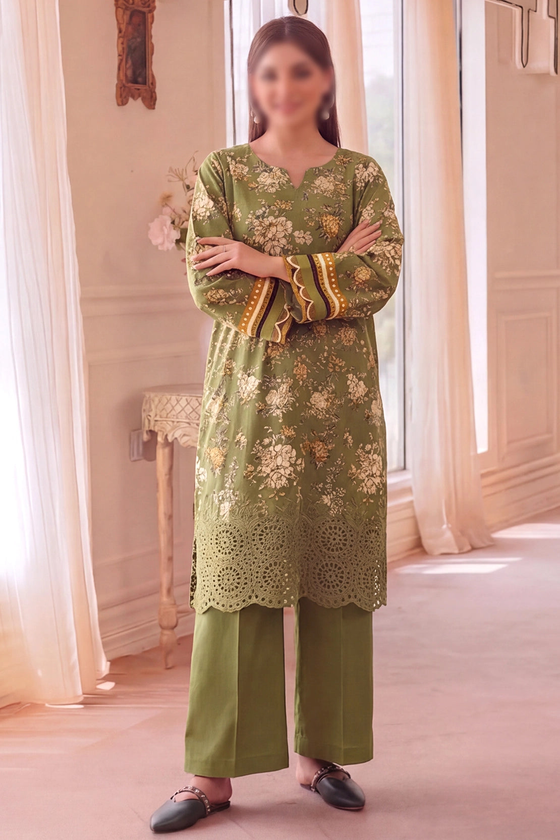 2 Piece - Embroidered Lawn - Fantak 172