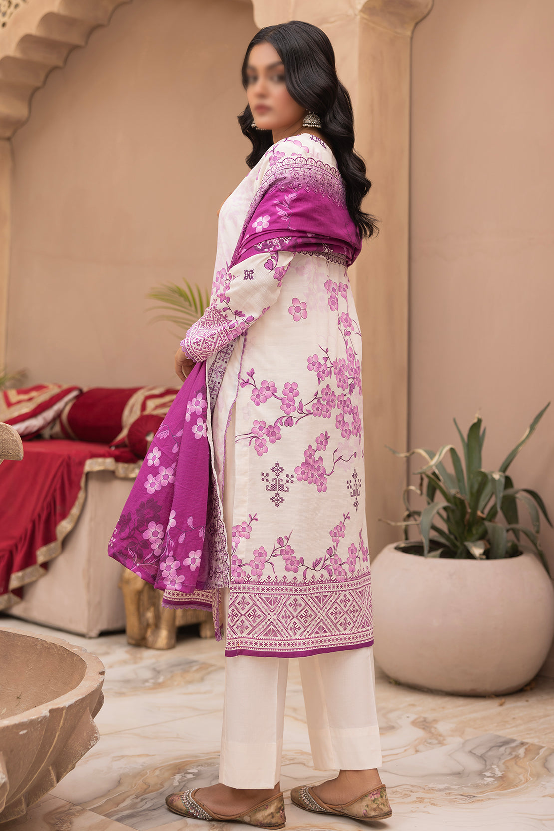 3 Piece - Digitally Printed Lawn - Mahnoosh 103