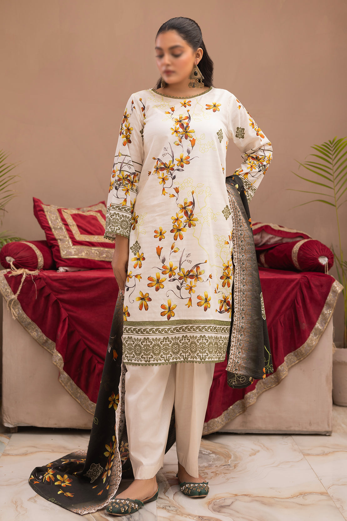 3 Piece - Digitally Printed Lawn - Mahnoosh 107