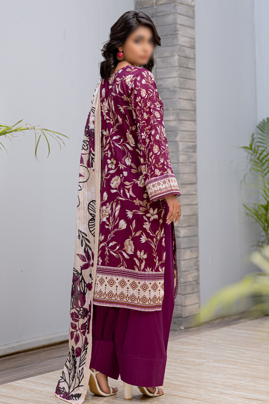 3 Piece - Digitally Printed Lawn - Nureh 901