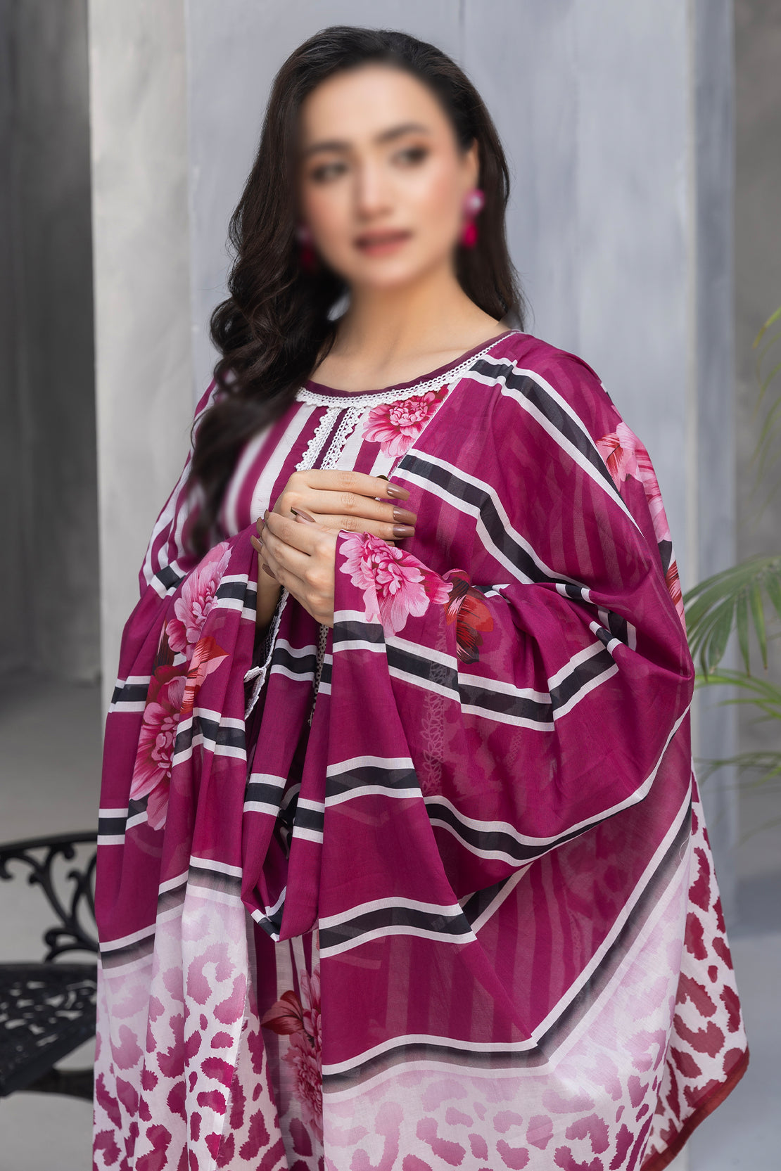 3 Piece - Digitally Printed Lawn - Nureh 1005