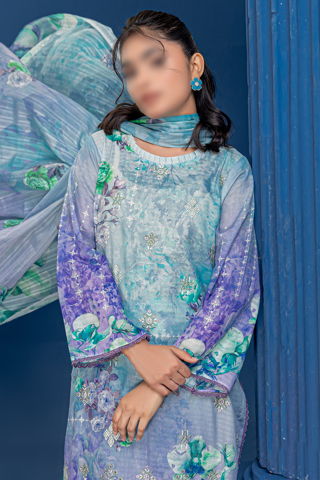 3 Piece - Embroidered Lawn  - Riwayat 212
