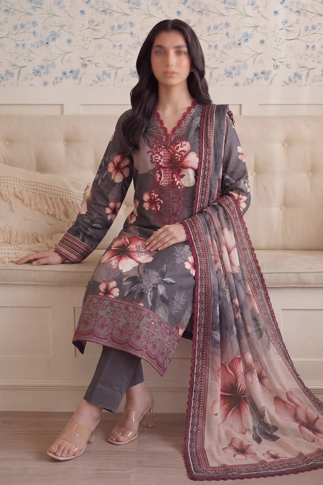 3 Piece - Embroidered Doriya Lawn - Saffron 130