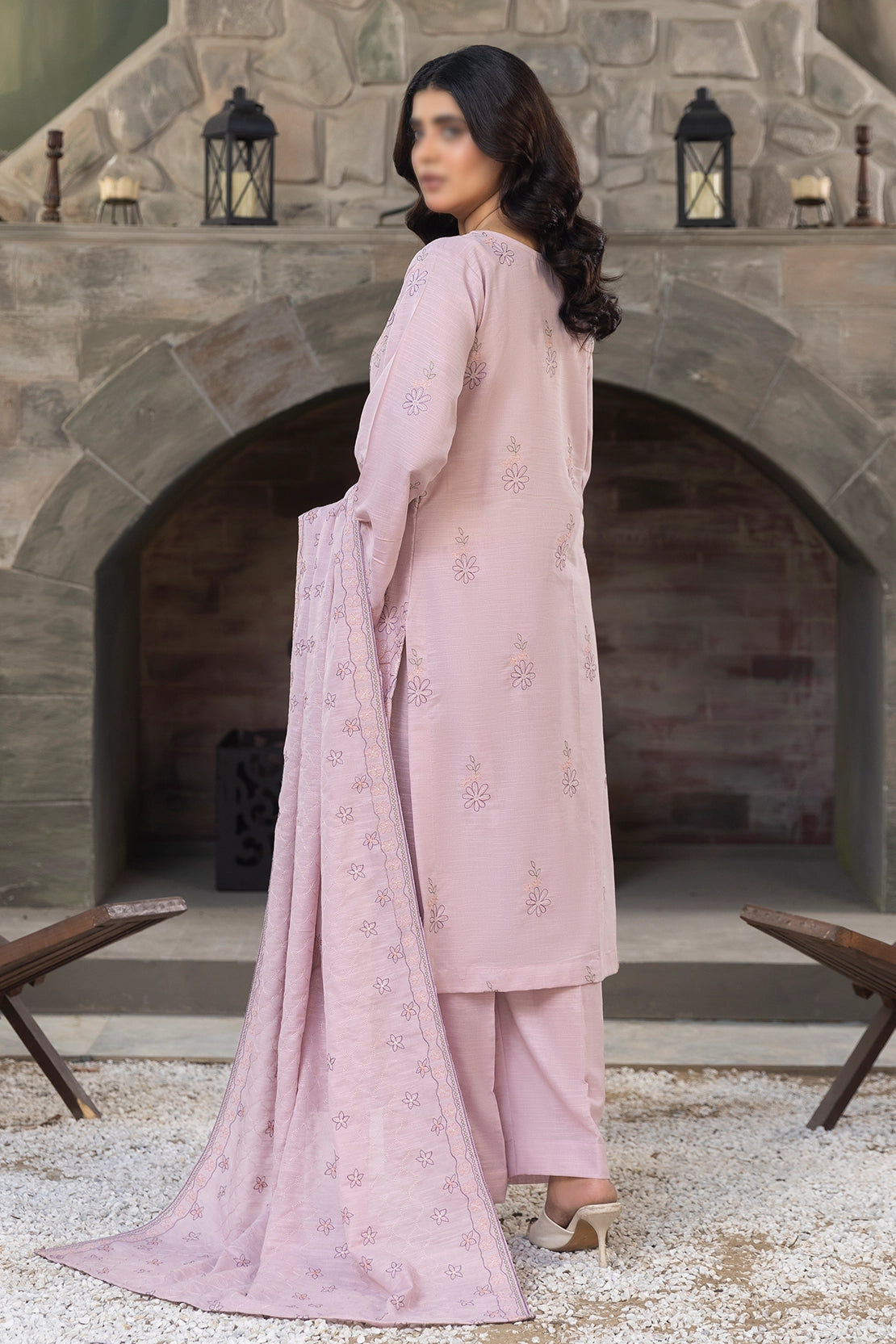 3 Piece - Embroidered Lawn Slub Karandi - Tana Bana 104
