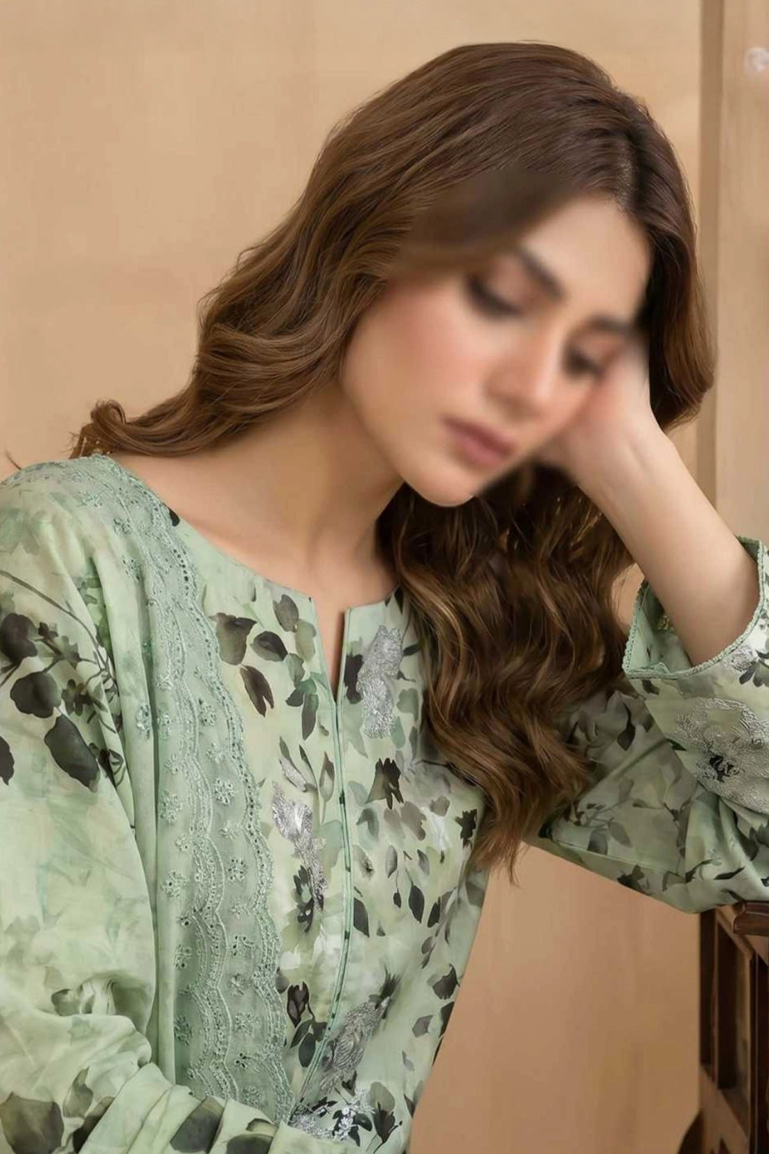 3 Piece - Embroidered Lawn - Tehzeeb 18502